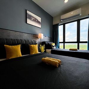 Suite Apartment
